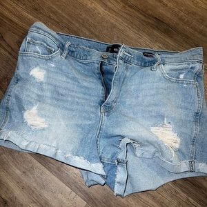 Women shorts